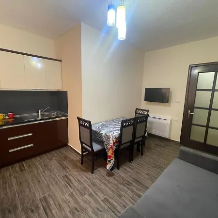 Vakantiehuis Leones Pogradec